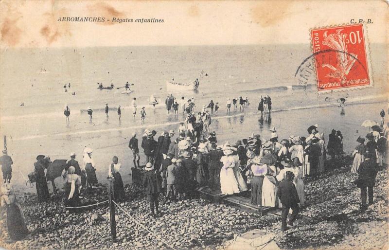 Carte postale ancienne Arromanches - Regates Enfantines