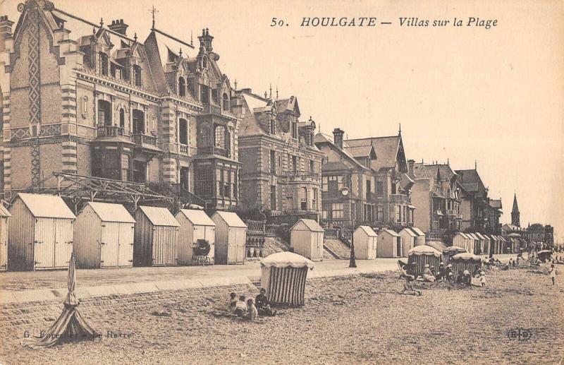 Carte postale ancienne Houlgate - Les Villas Sur La Plage à Houlgate