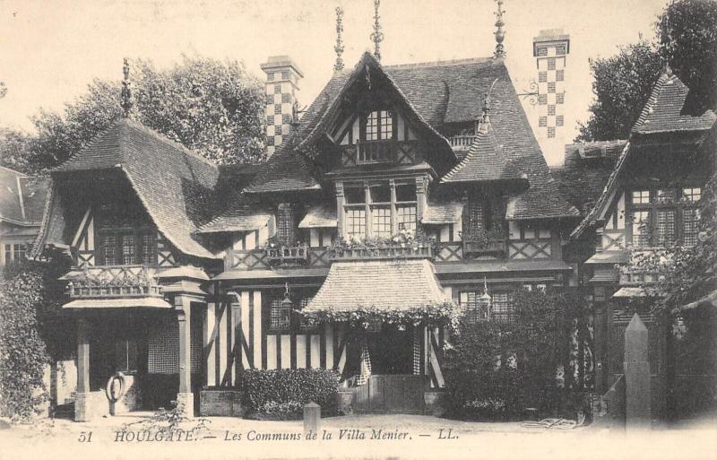 Carte postale ancienne Houlgate - Les Communs De La Villa Menier à Houlgate