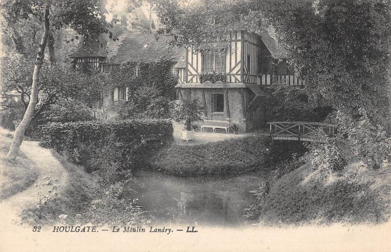 Carte postale ancienne Houlgate - Le Moulin Landry à Houlgate