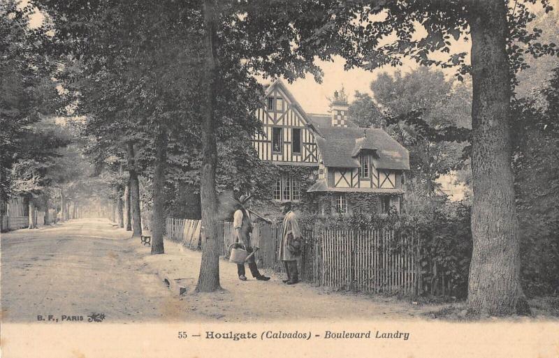 Carte postale ancienne Houlgate - Le Moulin Landry à Houlgate