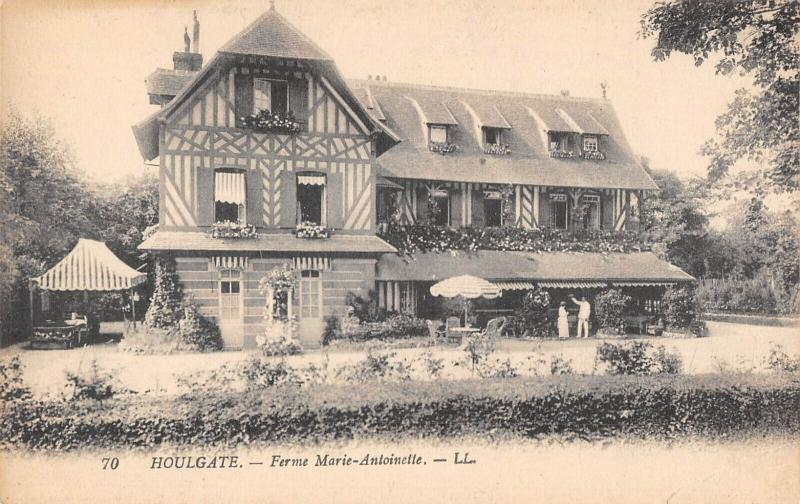 Carte postale ancienne Houlgate - Ferme Marie Antoinette à Houlgate
