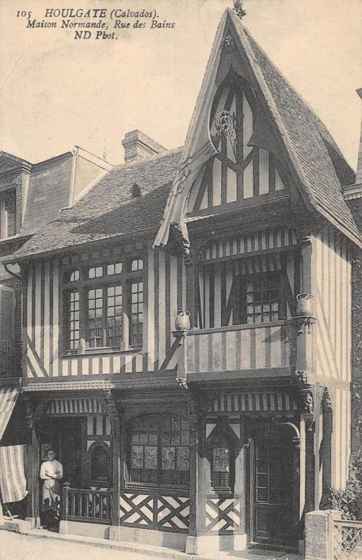 Carte postale ancienne Houlgate - Maison Normande Rue Des Bains à Houlgate