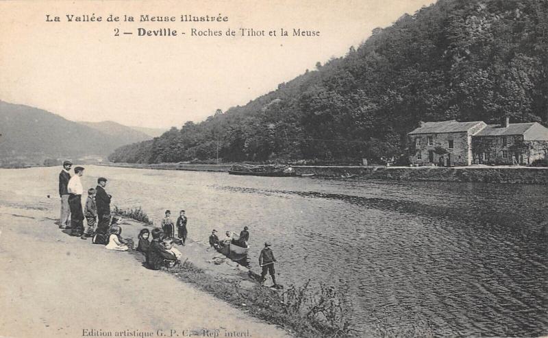 Carte postale ancienne Deville -  Roches De Tihot Et La Meuse à Deville