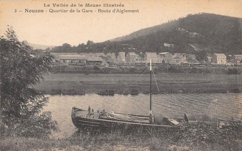 Carte postale ancienne Nouzon - Quartier De La Gare - Route D'Aiglement