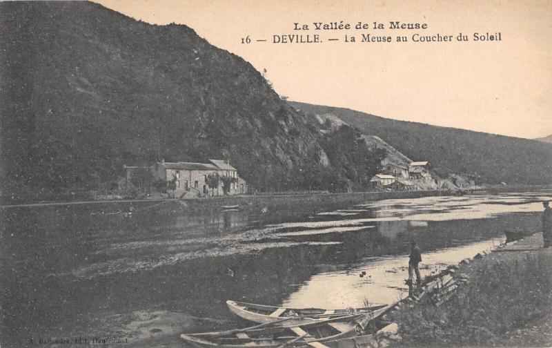 Carte postale ancienne Deville - La Meuse Au Coucher De Soleil à Deville