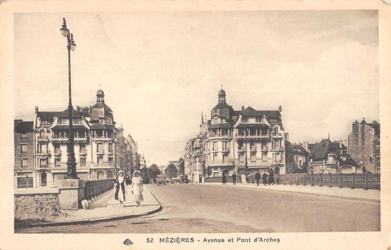 Carte postale ancienne Mezieres - Avenue Et Pont D'Arches