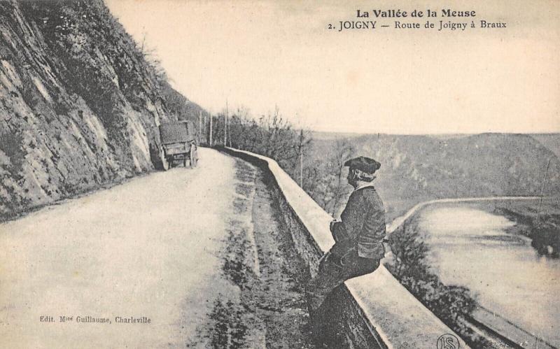Carte postale ancienne Joigny - Route De Joigny A Braux