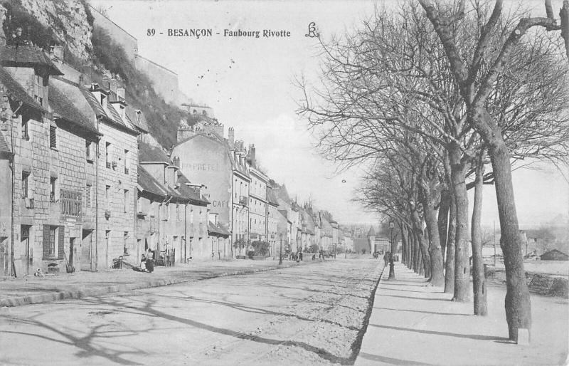 Carte postale ancienne Besancon - Faubourg Rivotte à Besançon