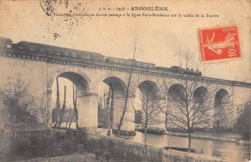 Carte postale ancienne Angouleme - Viaduc De Foulpougne - Train à Angoulême