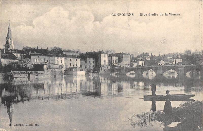 Carte postale ancienne Confolens - Rive Droite De La Vienne à Confolens