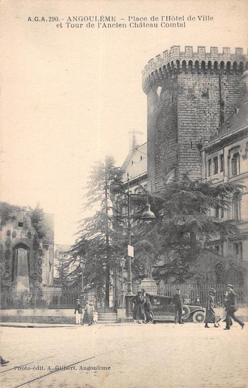 Carte postale ancienne Angouleme - Place De L'Hotel De Ville à Angoulême