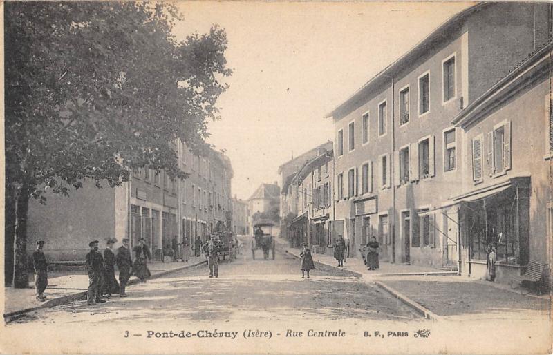 Carte postale ancienne Pont De Cheruy - Rue Centrale à Pont-de-Chéruy