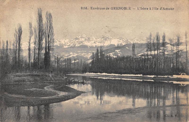 Carte postale ancienne Environs De Grenoble - L'Isere A L'Ile D'Amour à Grenoble