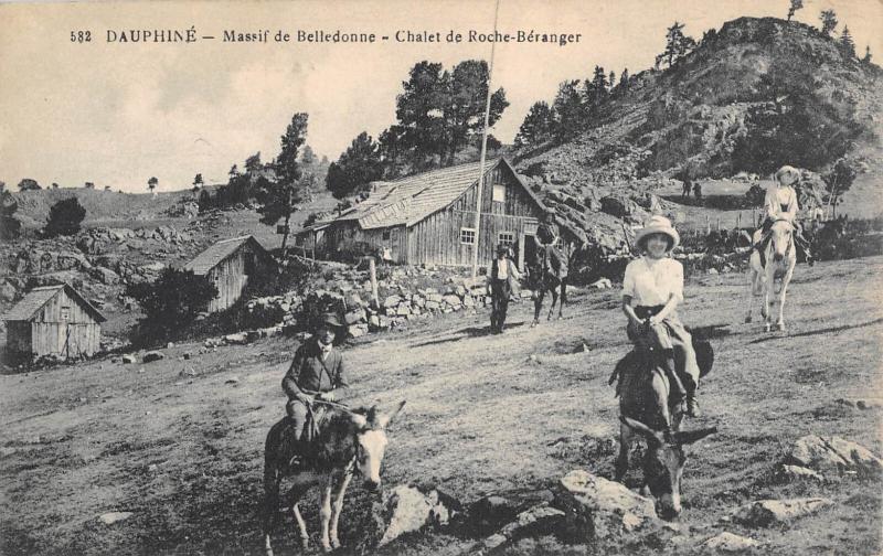 Carte postale ancienne Dauphine - Massif De Belledonne - Chalet De Rocher Beranger à Roche