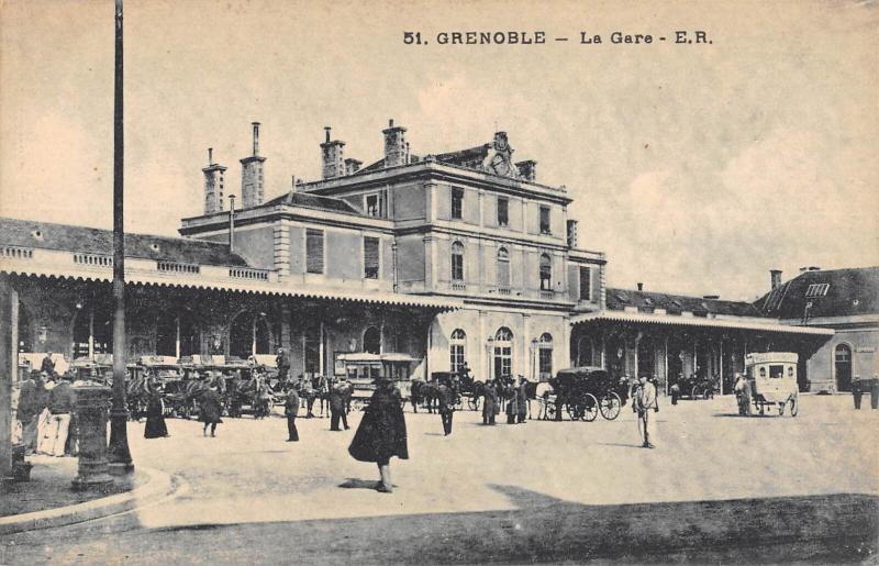 Carte postale ancienne Grenoble - La Gare à Grenoble