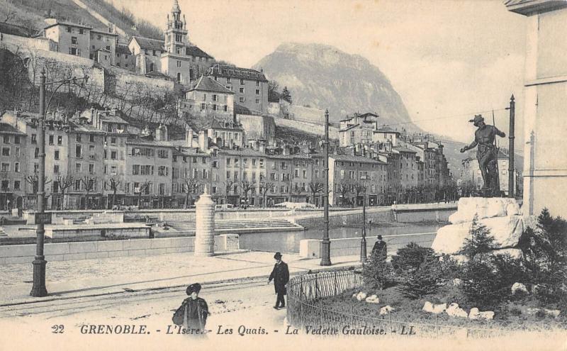 Carte postale ancienne Grenoble - L'Isere - La Vedette Gauloise à Grenoble