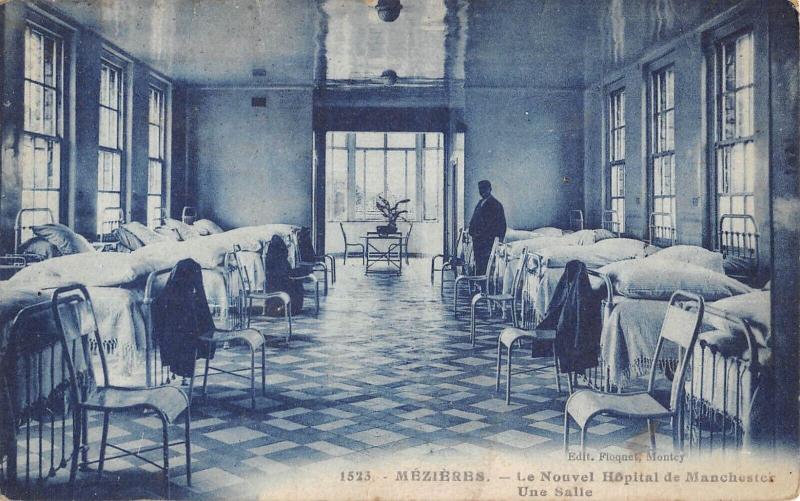 Carte postale ancienne Mezieres - Le Nouvel Hopital De Manchester - Une Salle