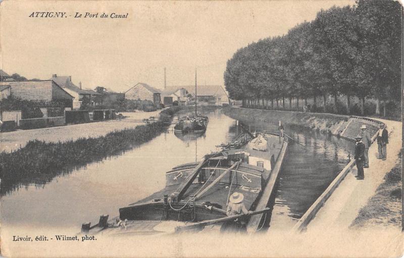 Carte postale ancienne Attigny - Le Port Du Canal à Attigny
