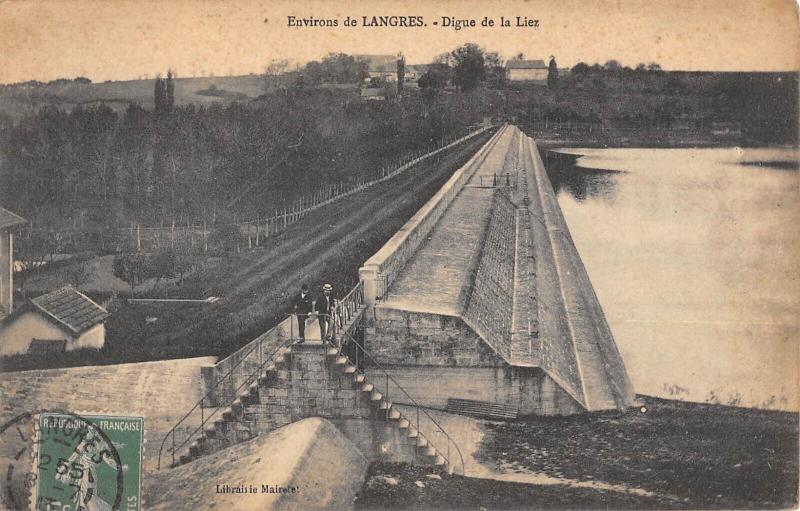 Carte postale ancienne Environs De Langres - Digue De La Liez à Langres