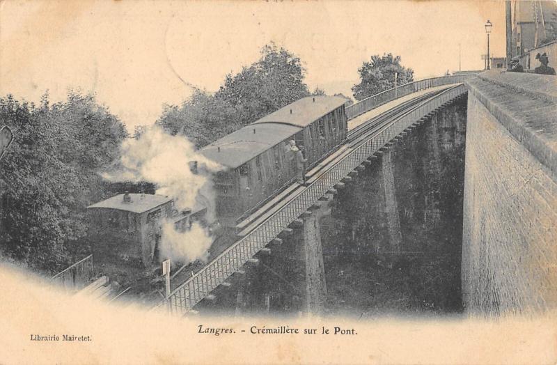 Carte postale ancienne Langres - Cremaillere Sur Le Pont à Langres