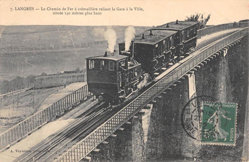 Carte postale ancienne Langres - Le Chemin De Fer A Cremaillere Reliant La Gare A La Ville à Langres