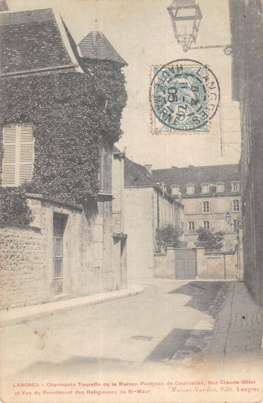 Carte postale ancienne Langres - Charmante Tourelle De La Maison Petitjean De Courcelles à Langres
