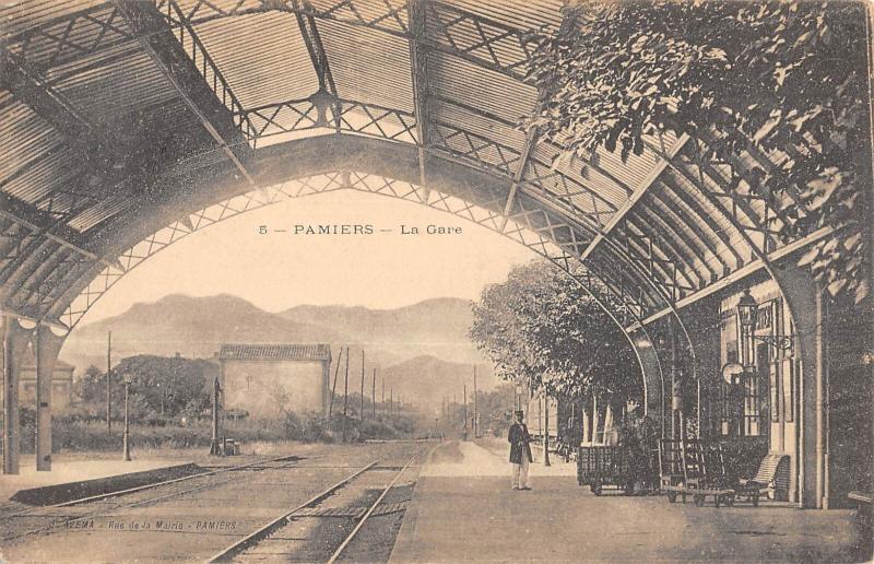 Carte postale ancienne Pamiers - La Gare - cliché pas courant à Pamiers
