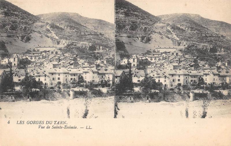 Carte postale ancienne Gorges Du Tarn - Vue De Sainte Enimie