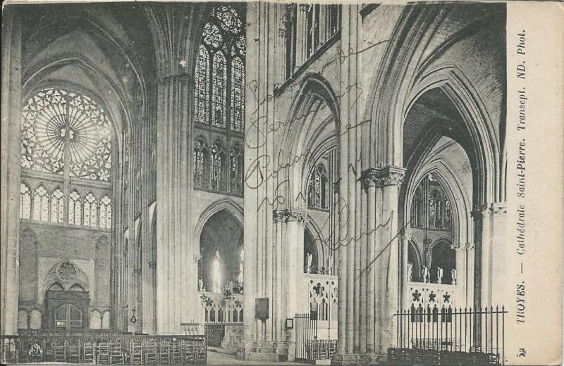 Carte postale ancienne Cathédrale Saint Pierre à Troyes
