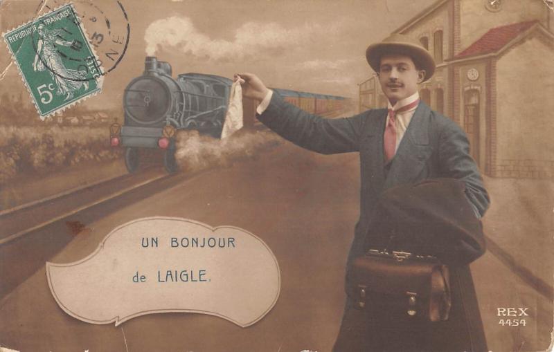 Carte postale ancienne Un Bonjour De Laigle - Train
