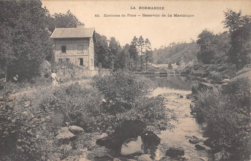 Carte postale ancienne Environs De Flers - Reservoir De La Martinique à Flers