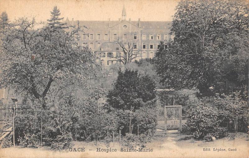 Carte postale ancienne Gace - Hospices Sainte Marie à Gacé