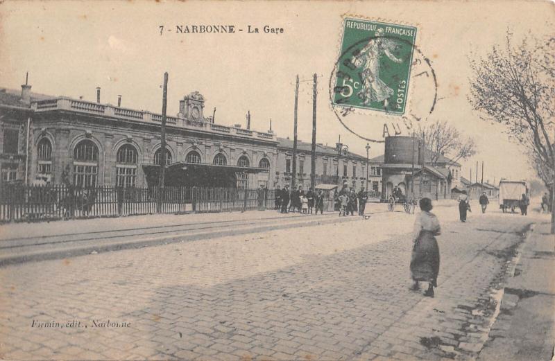 Carte postale ancienne Narbonne - La Gare à Narbonne