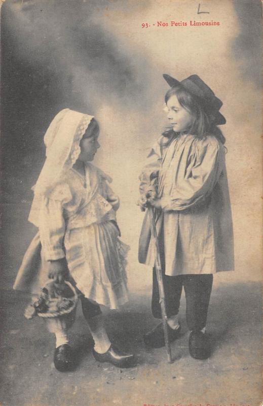 Carte postale ancienne Nos Petits Limousins