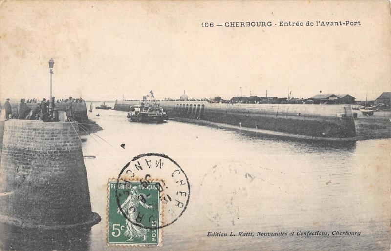 Carte postale ancienne Cherbourg - Entree De L'Avant Port