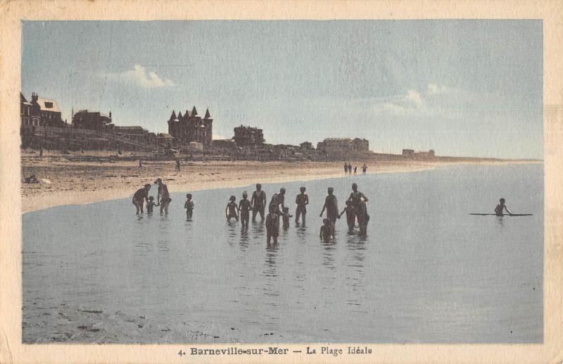 Carte postale ancienne Barneville Sur Mer - La Plage Ideale