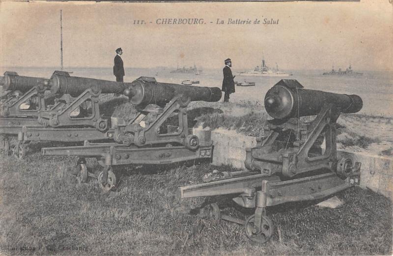 Carte postale ancienne Cherbourg - La Batterie De Salut