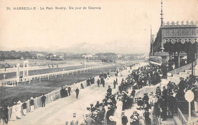 Carte postale ancienne Marseille - Le Parc Borely /UN Jour De Courses à Marseille