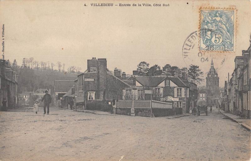 Carte postale ancienne Villedieu /ENTREE De La Ville - Cote Sud