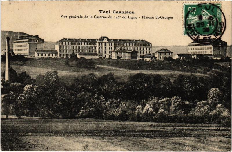 Carte postale ancienne Toul vue generale de la Caserne