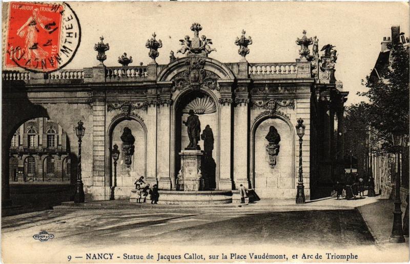 Carte postale ancienne Nancy Statue Jacquet Callot à Nancy