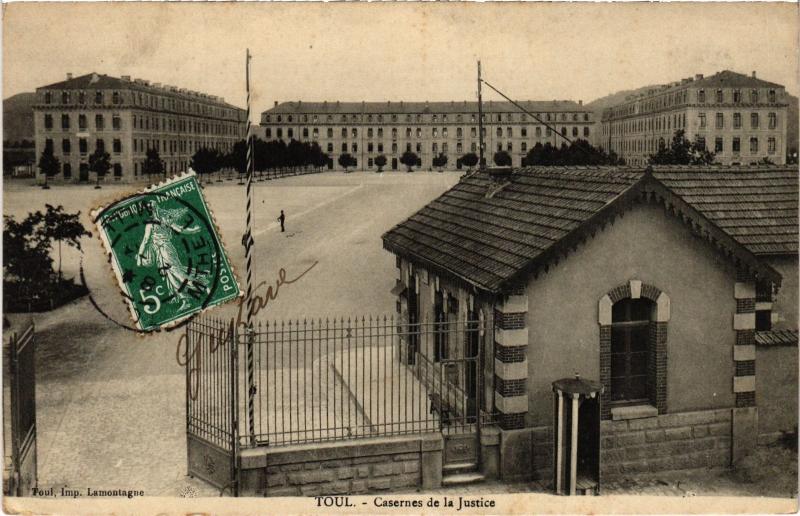 Carte postale ancienne Toul casernes de la Justice