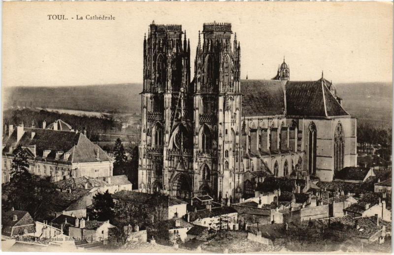 Carte postale ancienne Toul Cathedrale