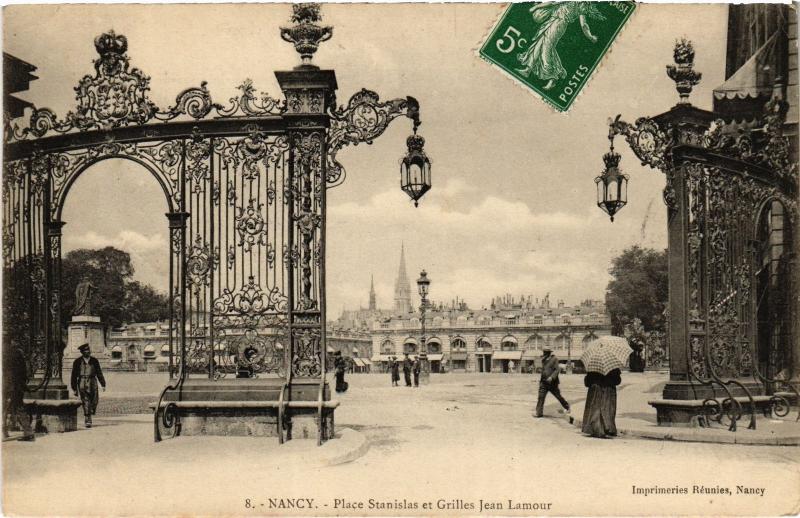 Carte postale ancienne Nancy Place Stanislas Grilles Jean Lamour à Nancy