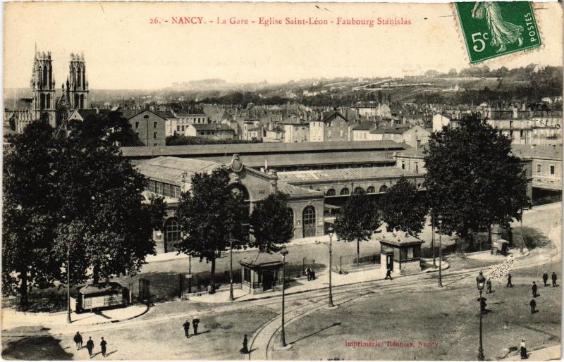 Carte postale ancienne Nancy la Gare Eglise Saint-Leon à Nancy
