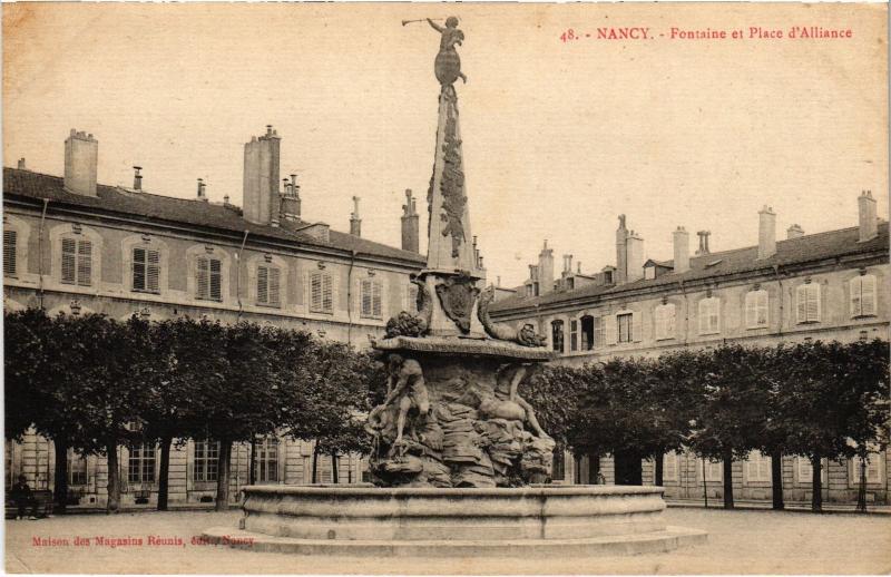Carte postale ancienne Nancy Fontaine et Place d'Alliance à Nancy