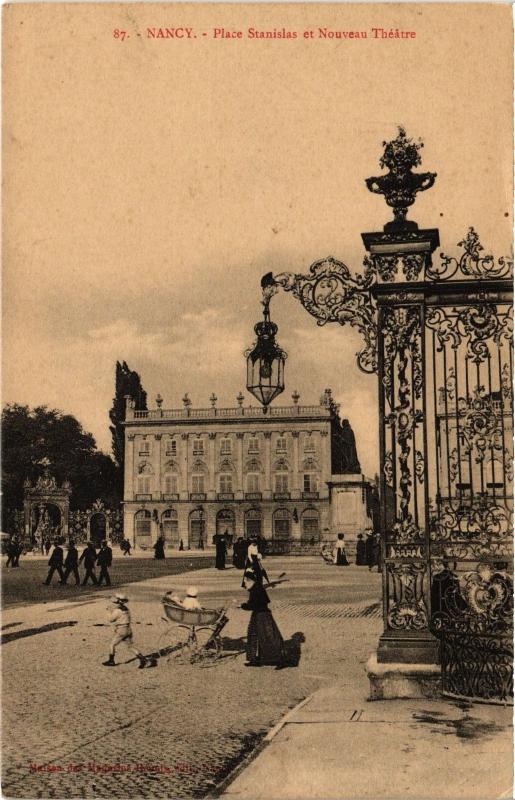Carte postale ancienne Nancy Place Stanislas à Nancy