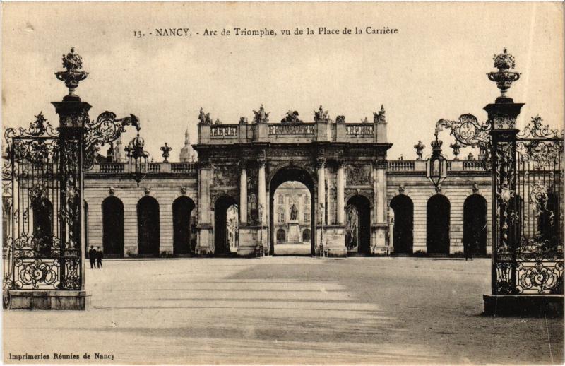 Carte postale ancienne Nancy Arc de Triomphe à Nancy