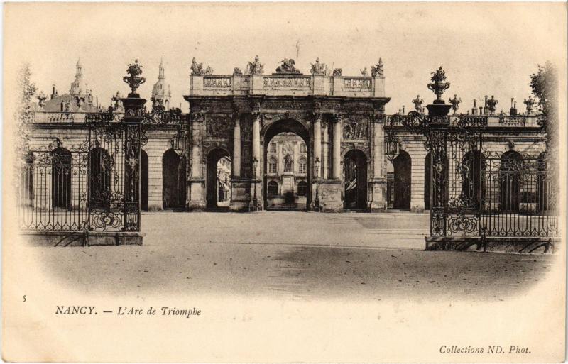 Carte postale ancienne Nancy Arc de Triomphe à Nancy